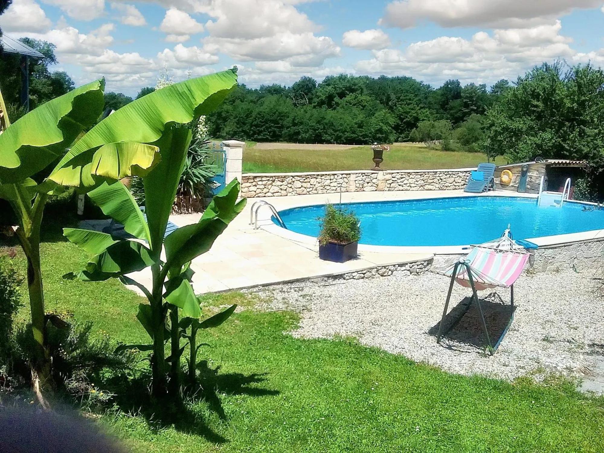Villa Charmante A Bosset Avec Piscine Partagee Eksteriør bilde